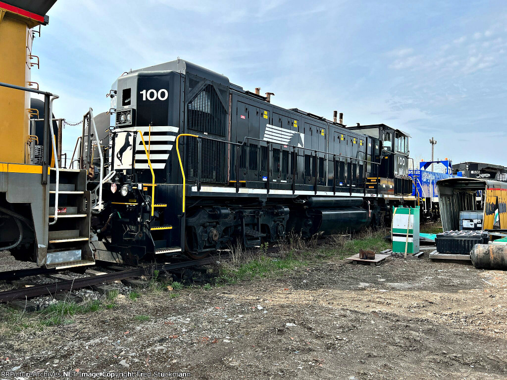 NS 100